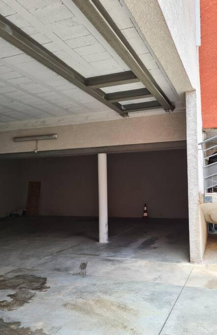 Appartcosy Emplacement Ideal Avec Terrasse & Parking Prive Nîmes Extérieur photo